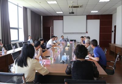 新昌县委书记黄旭荣一行莅临BB电子医药调研商务稳进提质工作