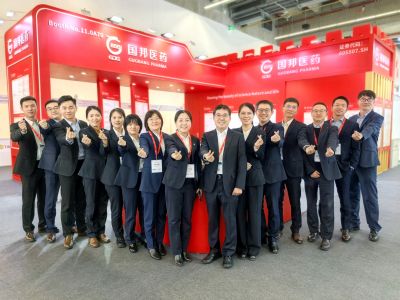 这抹“红色”，闪耀法兰克福!