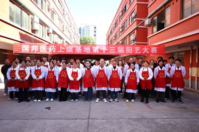 锅铲翻飞间，便有了“家”的味道~